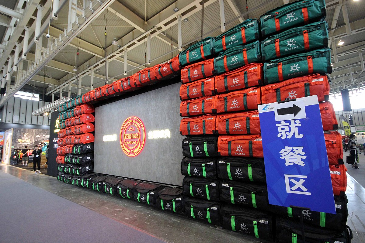 辅料消耗统计：以辅料库数据为准