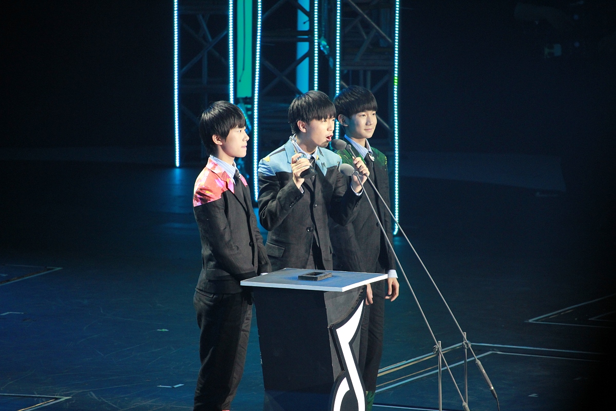 2016年3月23日,深圳,2016qq音乐巅峰盛典.***_***  tfboys