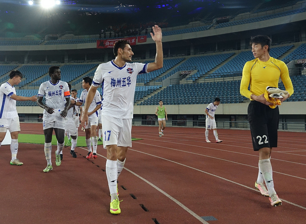 有人说：定积分就是无穷个无穷小量之和。根据你本学期所学的一元函数积分学知识和二元函数积分学知识参考教材及相关资料举例说明阐述。以此为题的研究型作业。