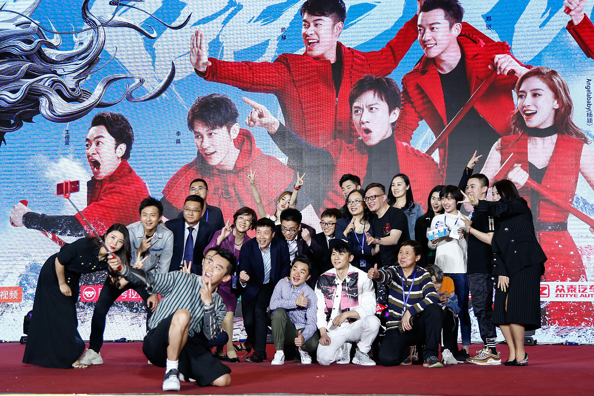 浙江卫视《奔跑吧兄弟》栏目分析：受众、品牌和营销策略