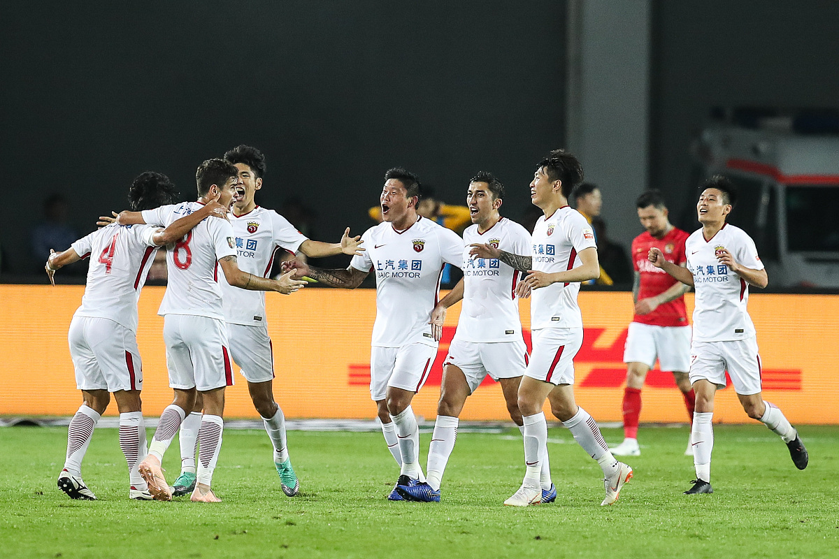 2018中超第28轮:广州恒大淘宝4-5上海上港