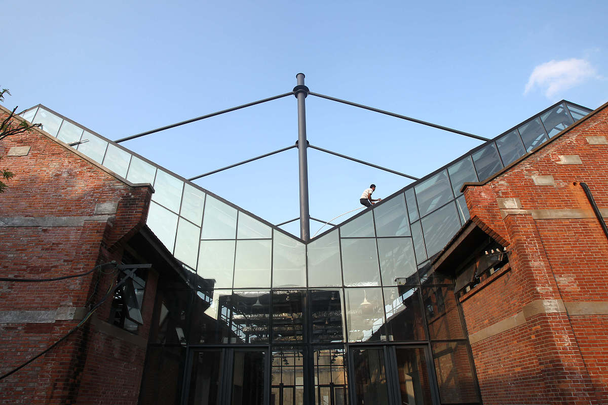 机电大专的简历