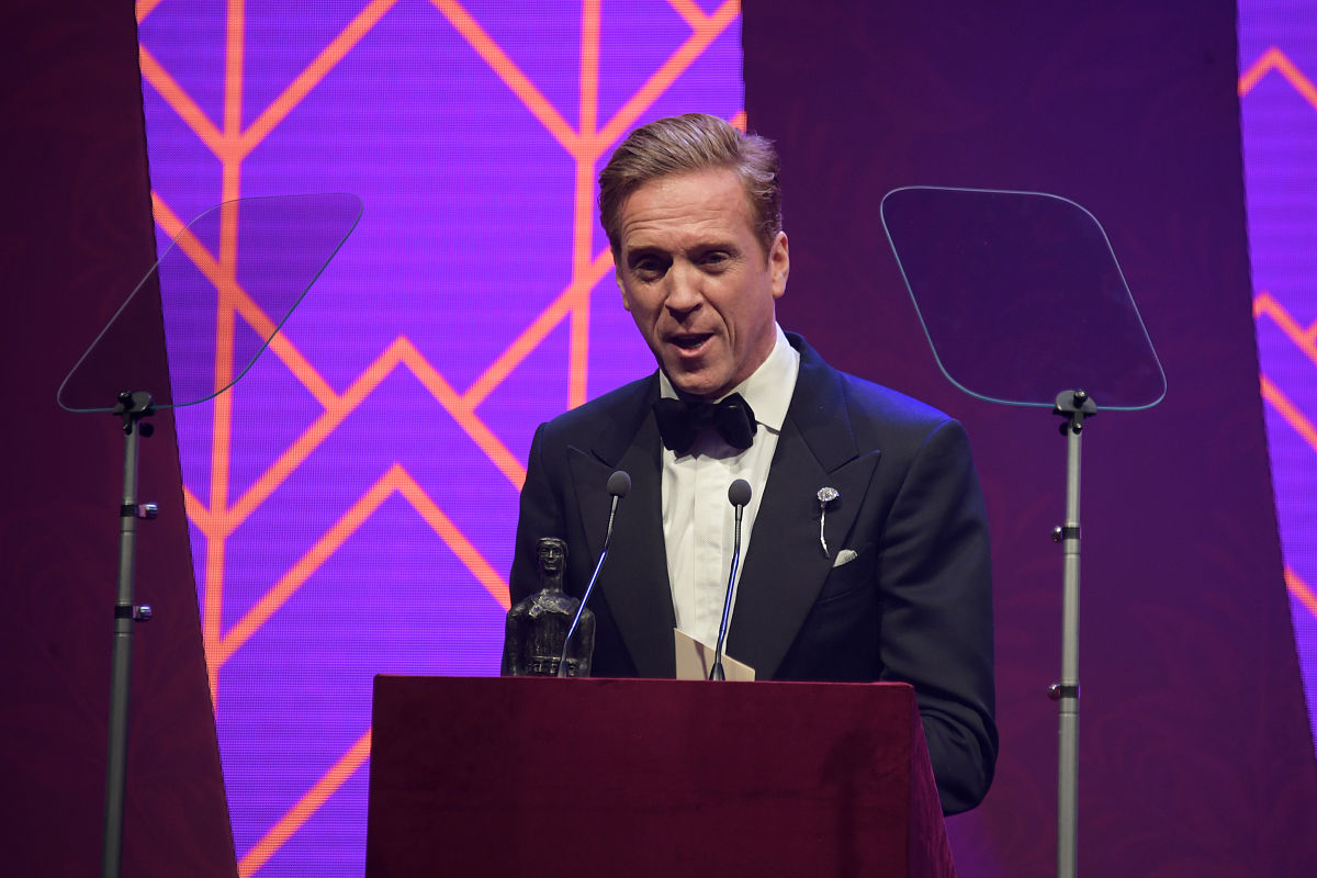 当地时间2019年11月24日,英国伦敦,第65届标准剧院晚间颁奖典礼.londo