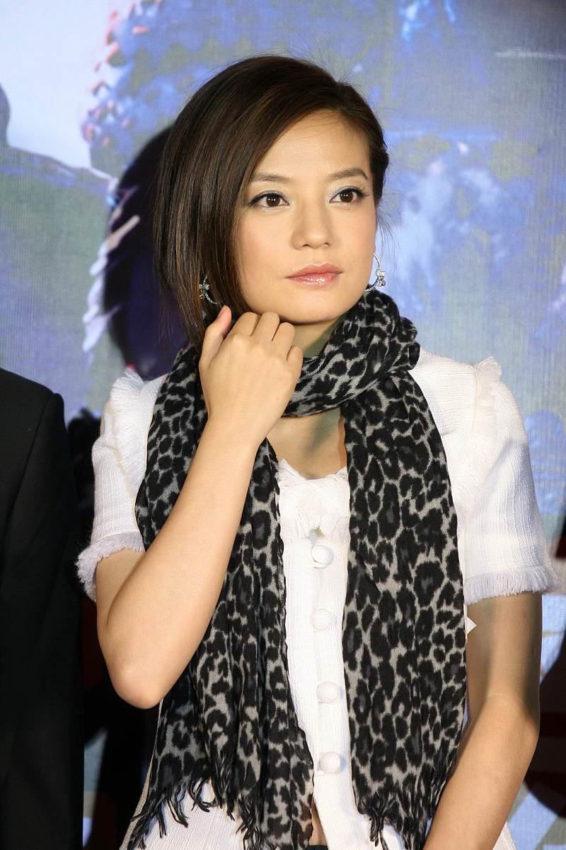 2009年9月13日,北京,电影《花木兰》官网启动.赵薇+++_+++超短裙,性感