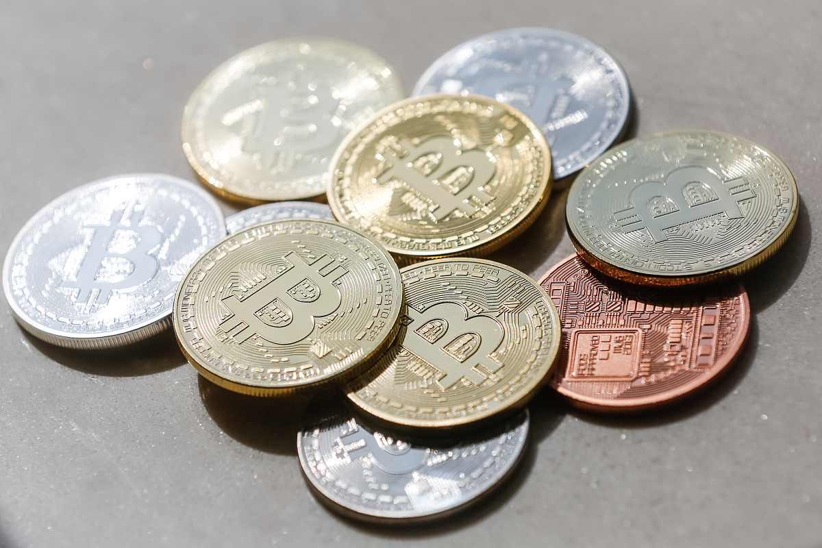 中国购买8000元电脑需要多少钱？