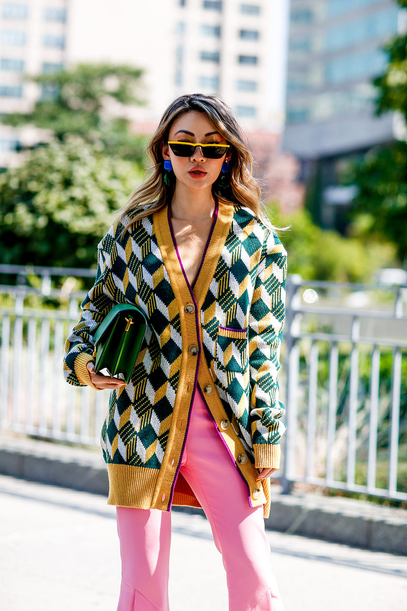 以如何通过时尚表达自己的个性为题写一篇1200字文章