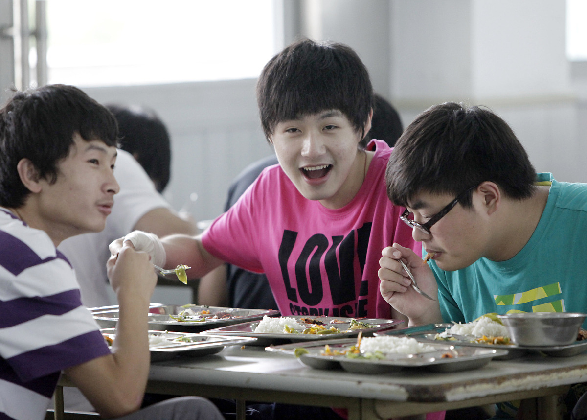 太原高中转中专学校：优势与不足分析