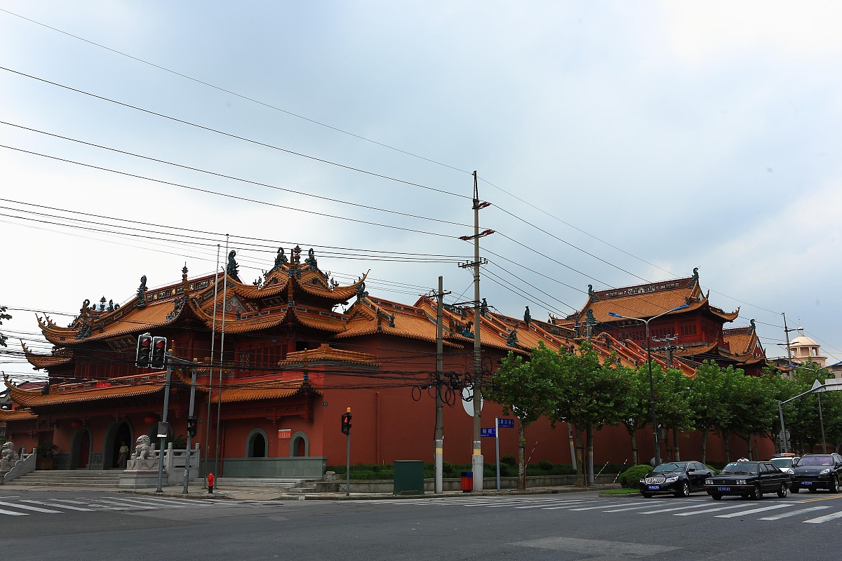 如何看待多神信仰和俄罗斯民族传统风俗之间的关系