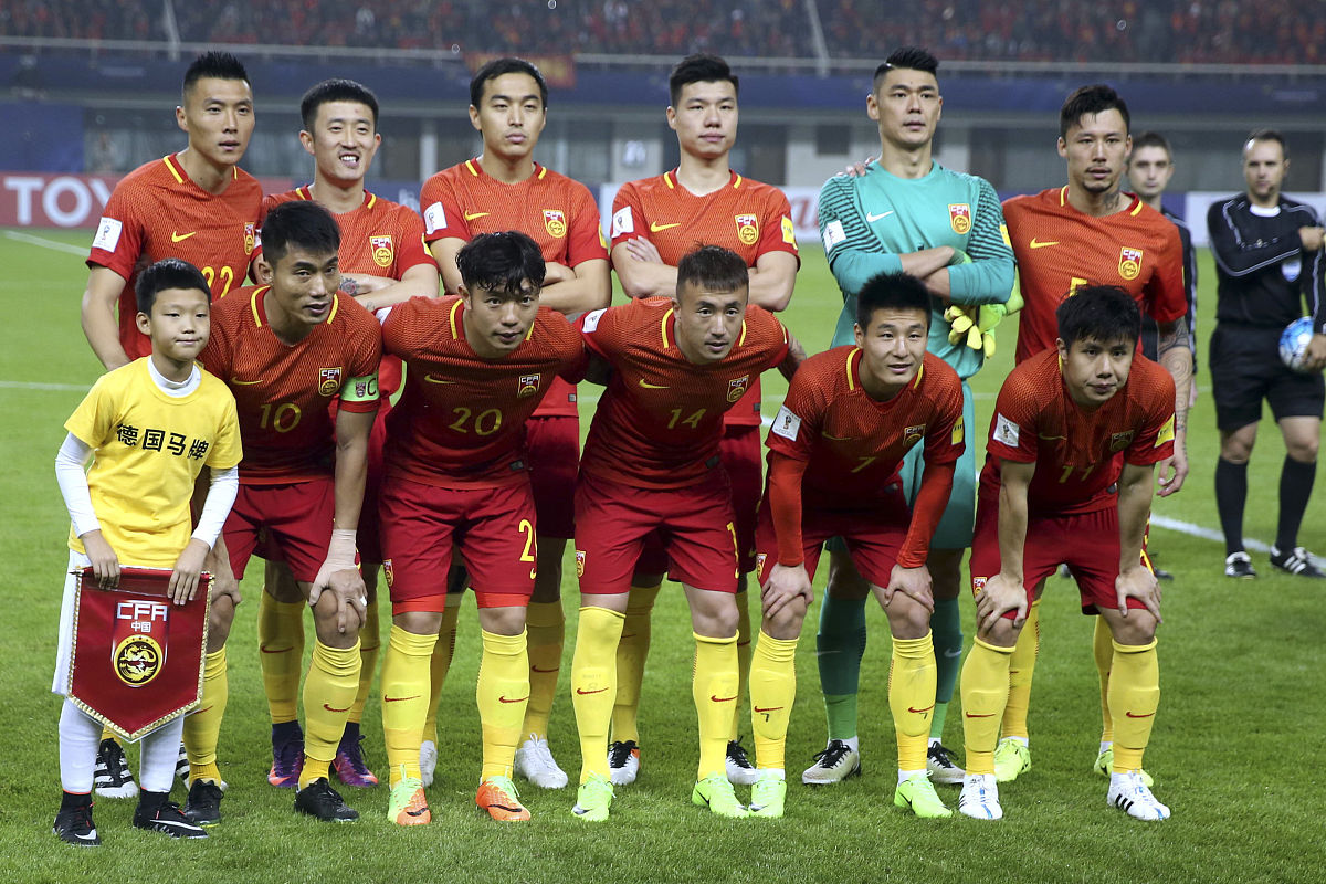 国足出线三步走！扬科维奇战术解析，目标锁定4分！