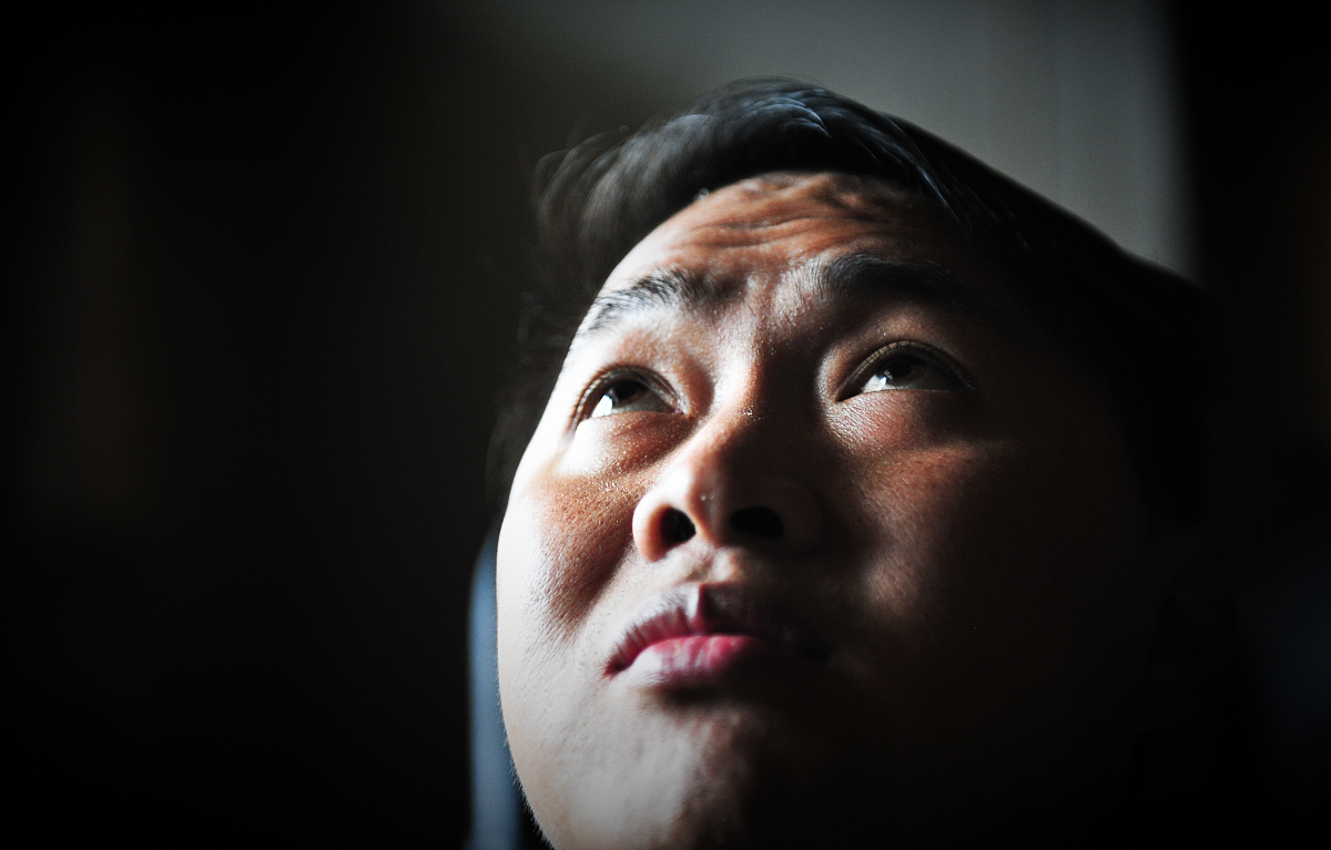 坚持向前：一首表达希望和坚持的中文流行歌曲