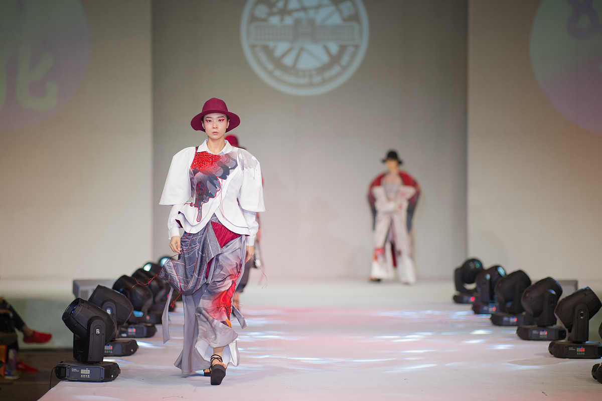 陕西工业职业技术学院服装设计与工艺专业课程设置有哪些