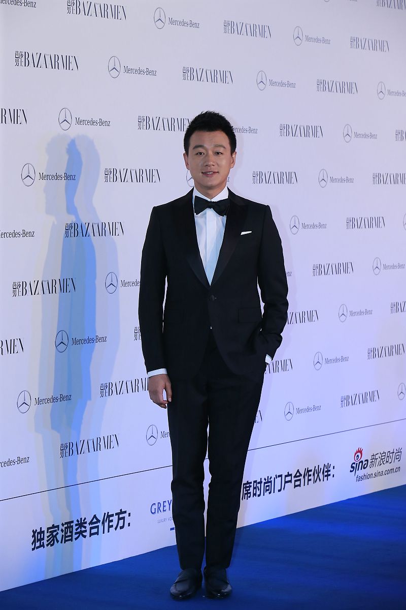 2014年11月27日,北京,2014芭莎男士品位成功年度人物颁奖盛典红毯.佟