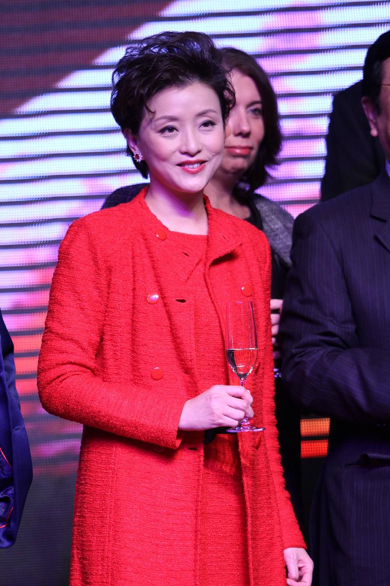 2011年11月3日讯,北京,阳光红岩投资集团旗下的七星环球娱乐集团在京
