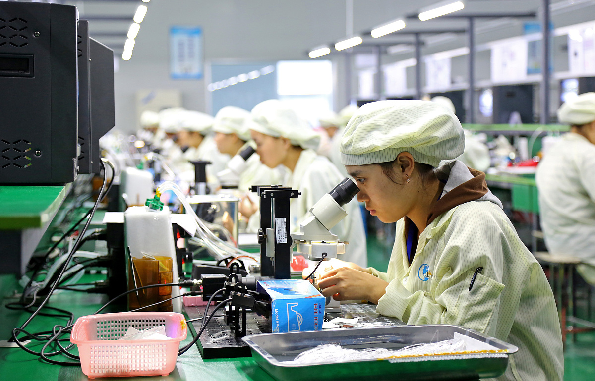 绵阳科技羊IP设计方案：融合历史文化与科技元素