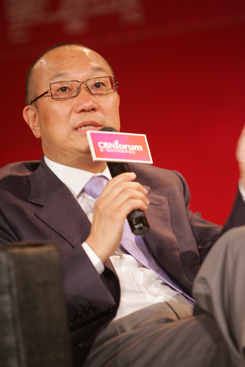 ***_***2009年4月14日,在第一财经中国经济论坛中,万通地产董事长冯仑
