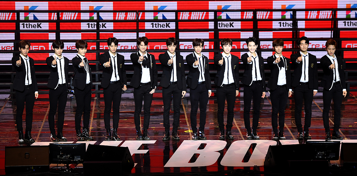 2017年12月6日,韩国首尔,韩国新人男团the boyz在首尔庆熙<strong>大学</strong>举行了