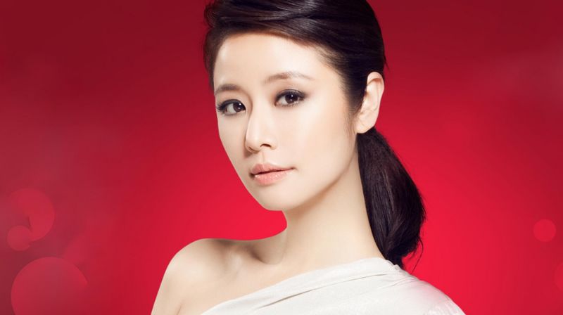 林心如生日会与霍建华同框秀恩爱!蛋糕上的数字符号成最大亮点!