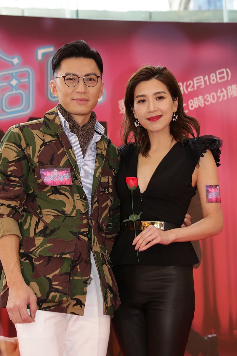 2018年2月13日,明星亮相《三个女人一个因》宣传活动.***_***黄智雯,