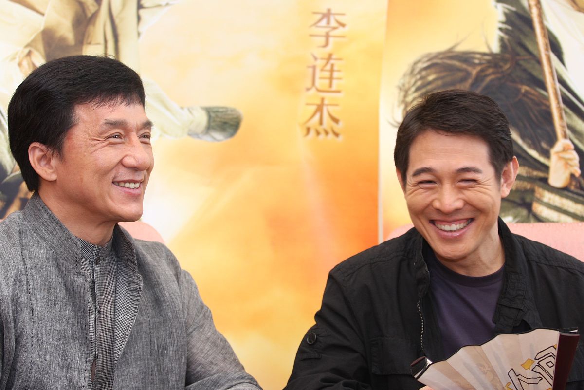 成龙携手李连杰 共同造访塔沟武校
