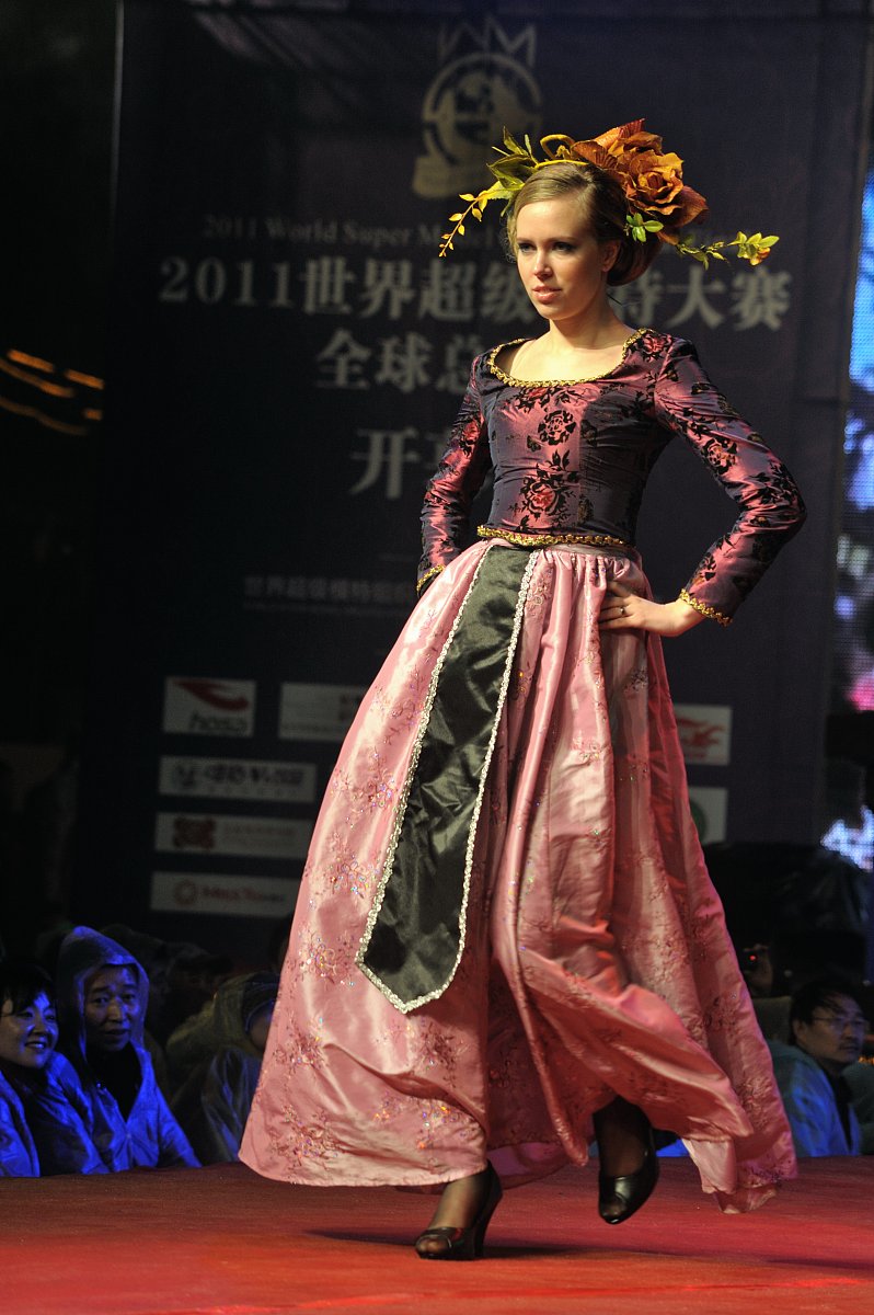 唐山爱艺启主持学校有哪些专业？-深度解析