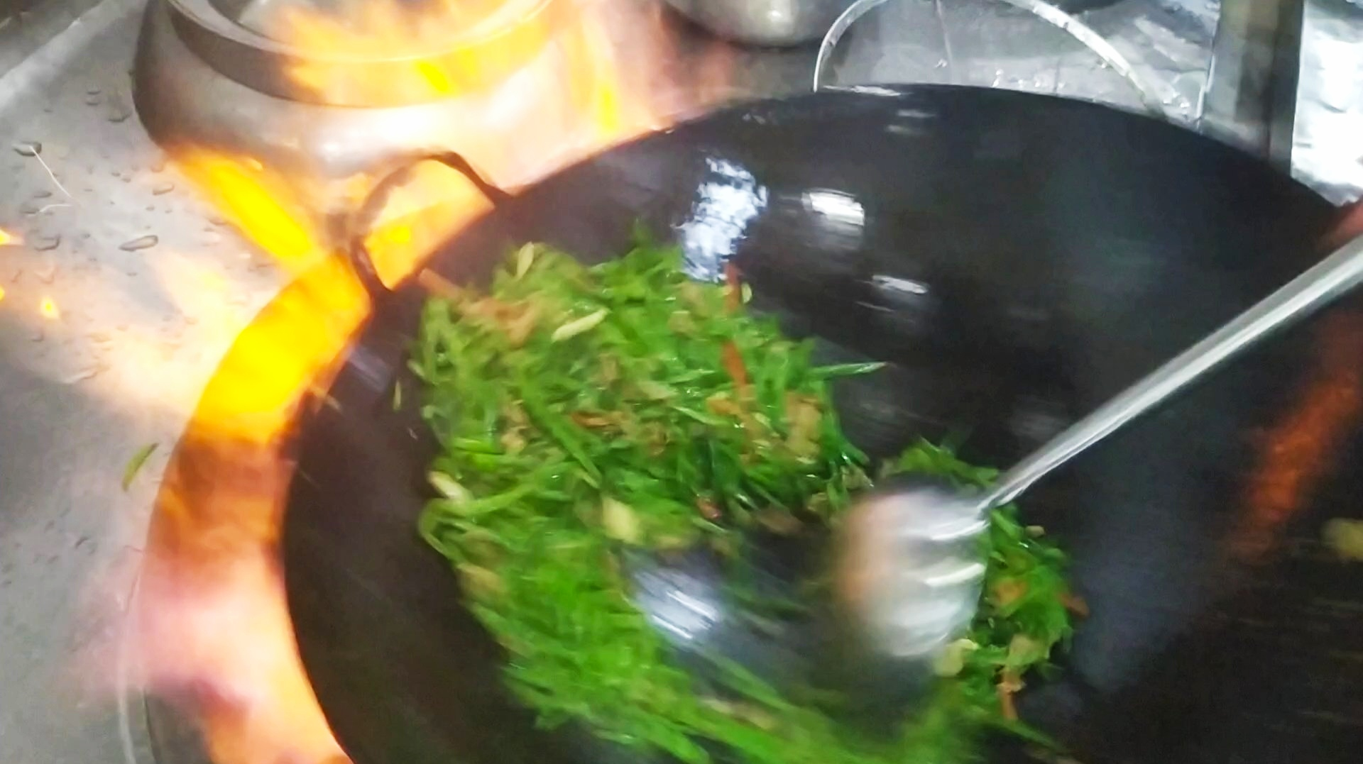 厨师长为你解密:豆角为什么容易食物中毒?简单几步好吃又放心