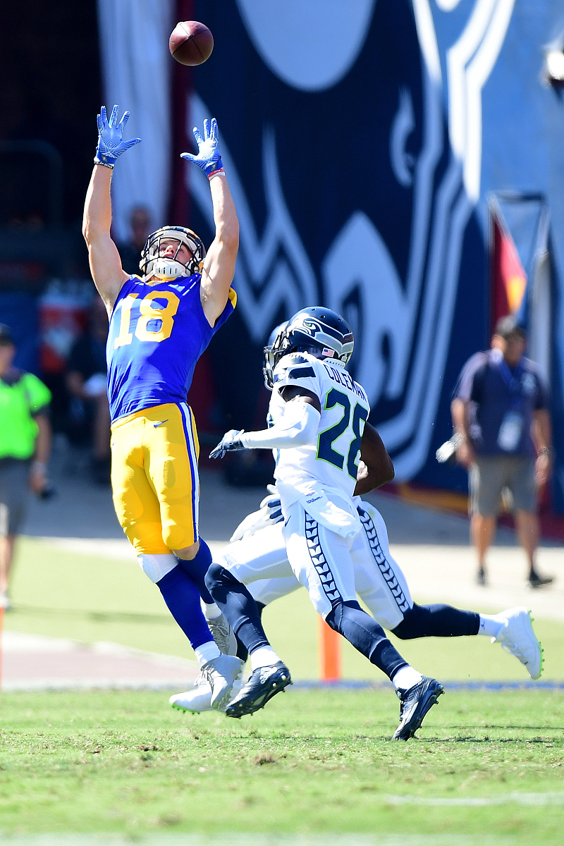 los angeles, ca - october 08:  cooper kupp #18 of the los angele