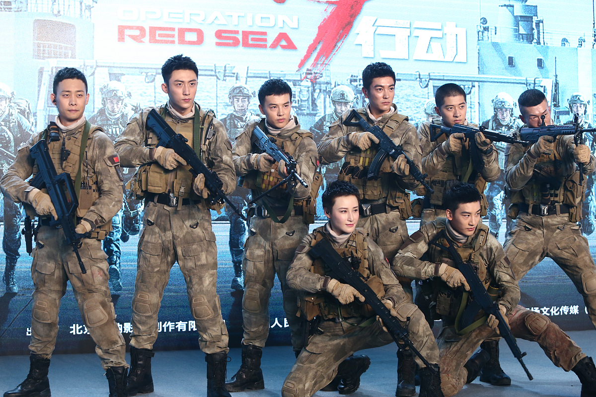 如何看待中国近年来主旋律电影与商业类型片模式结合的形式试举例说明