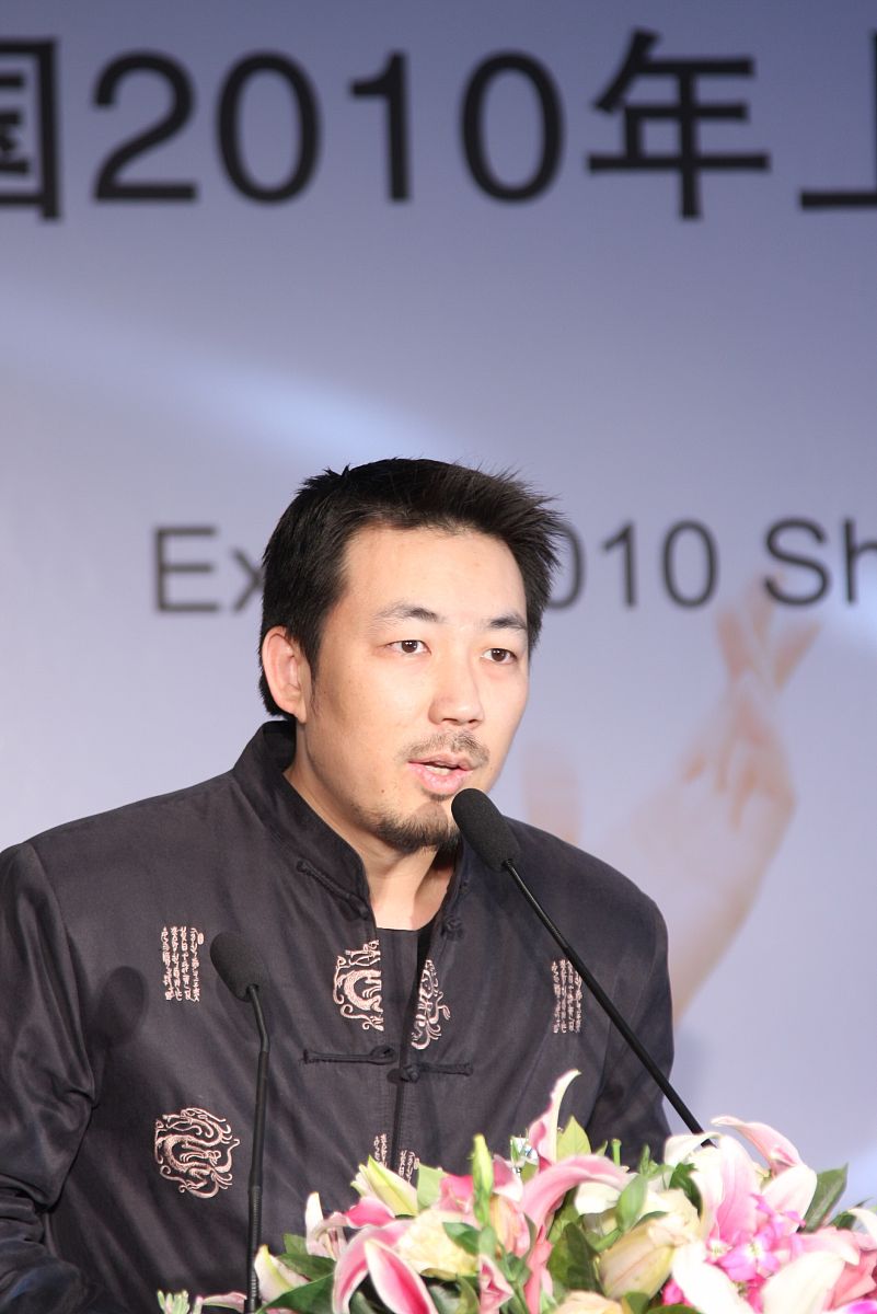 2010年3月16日,北京,中国2010年上海世博会志愿者主题歌《世界》mv开