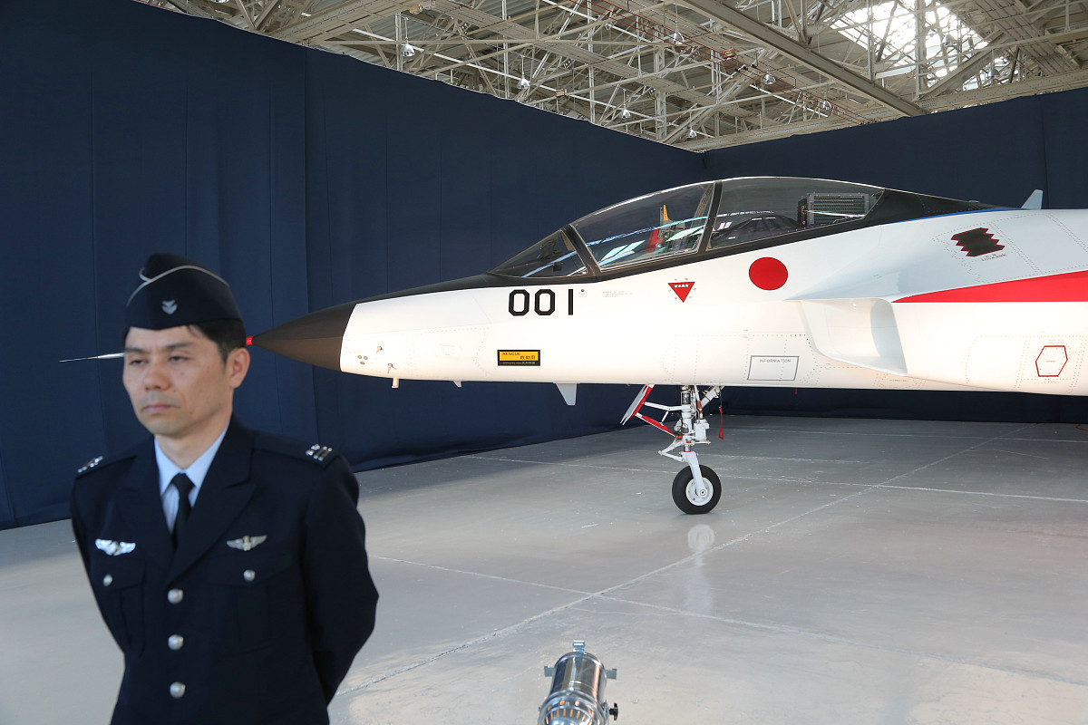 wpf上的MCProtocol类库中的MitsubishiPLC怎么调用里面的方法