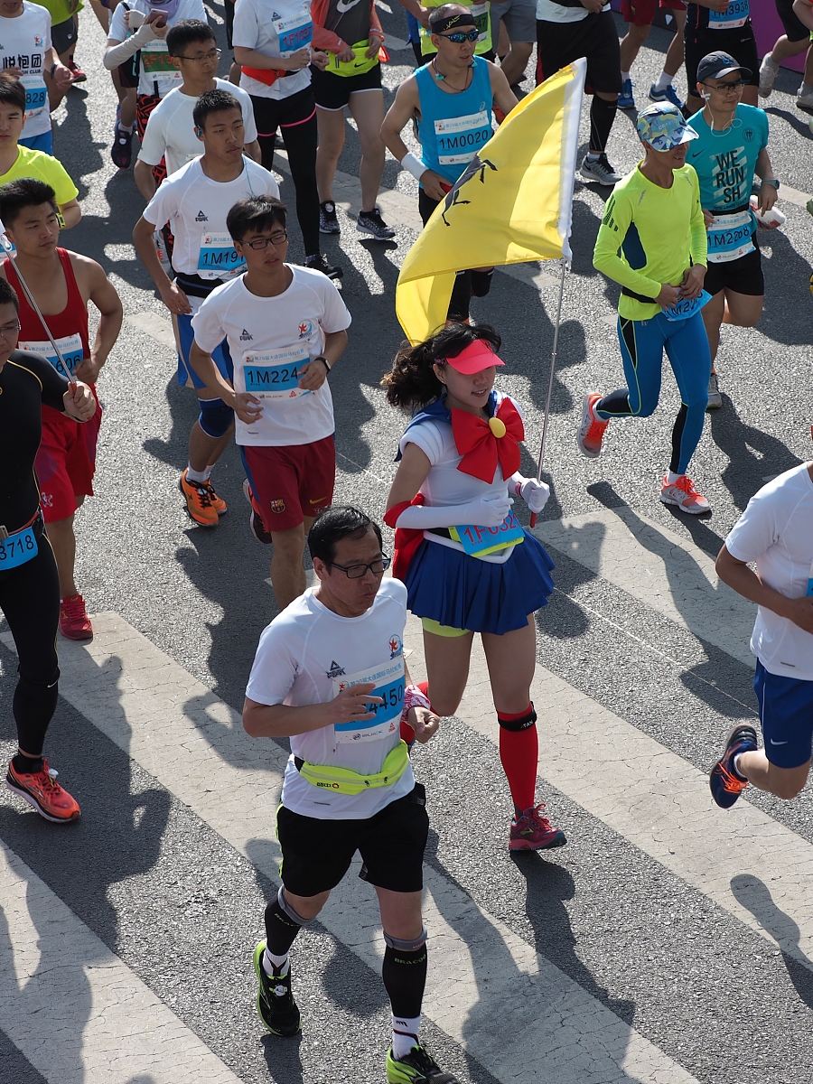 大连马拉松和南山半程马拉松哪个更受欢迎