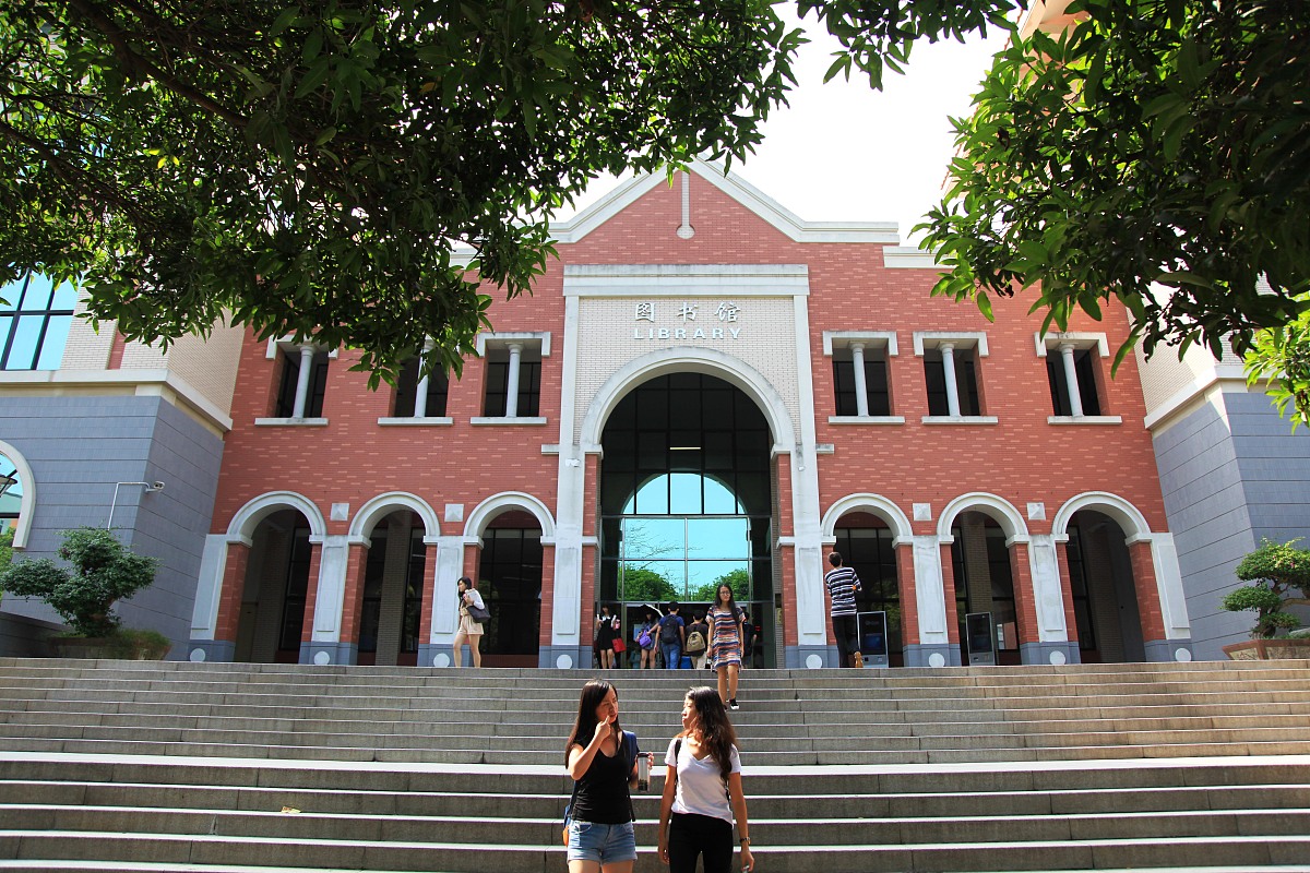 写一份军人的年度学习计划