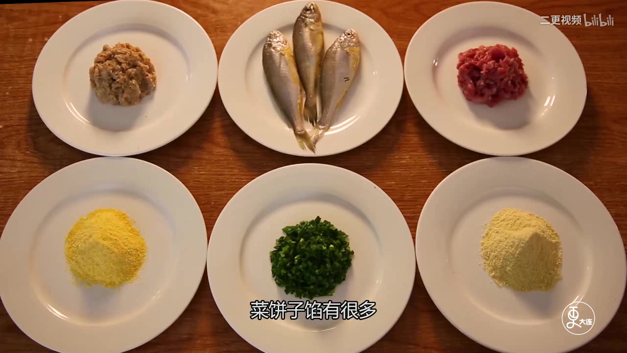 一面酥脆一面软糯,这鲜美的海菜饼子让人回味无穷