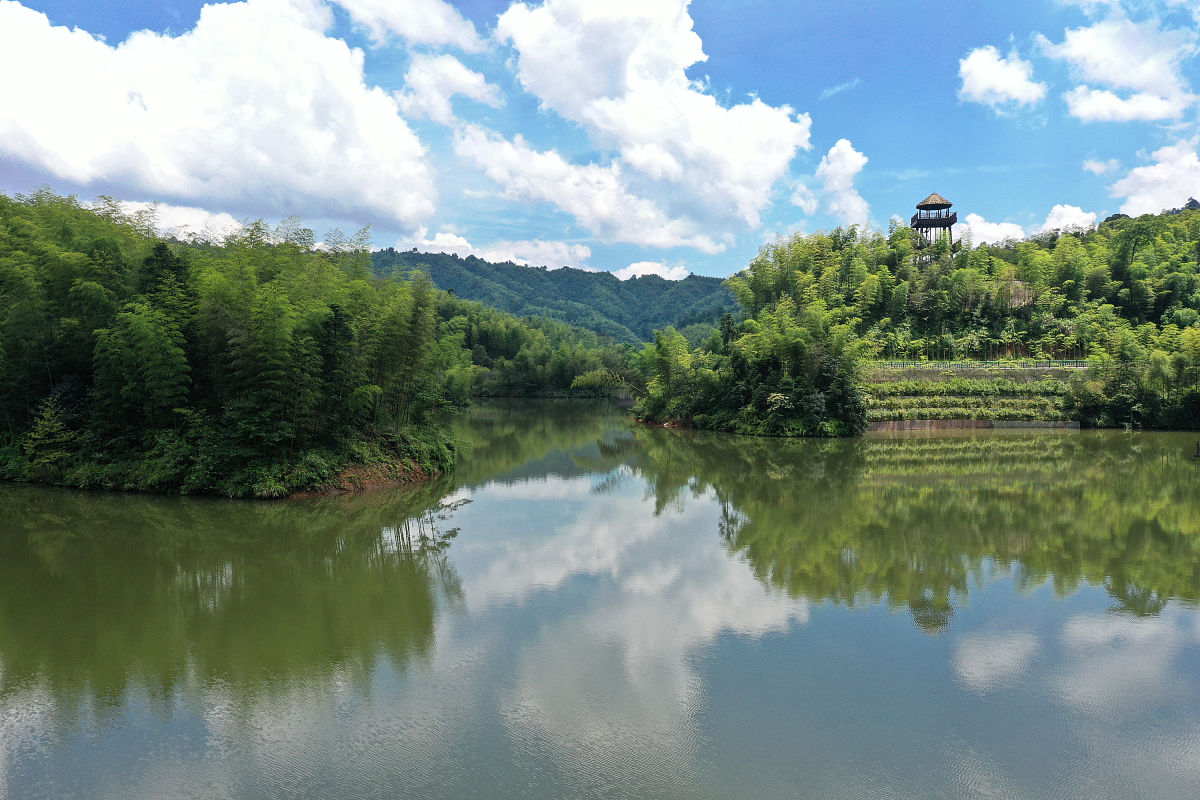 2019年遵义铁路工程学校招生怎样