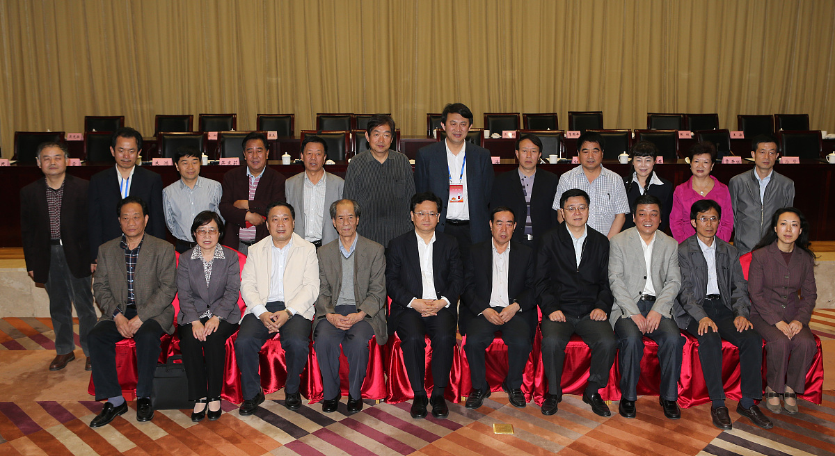 新加坡基层组织助力民族和谐：借鉴其经验解决中国民族问题