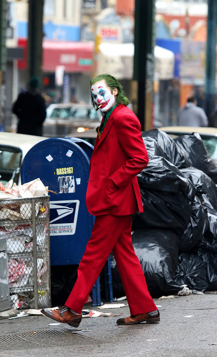 安钰：阳光男孩还是阴暗小丑？