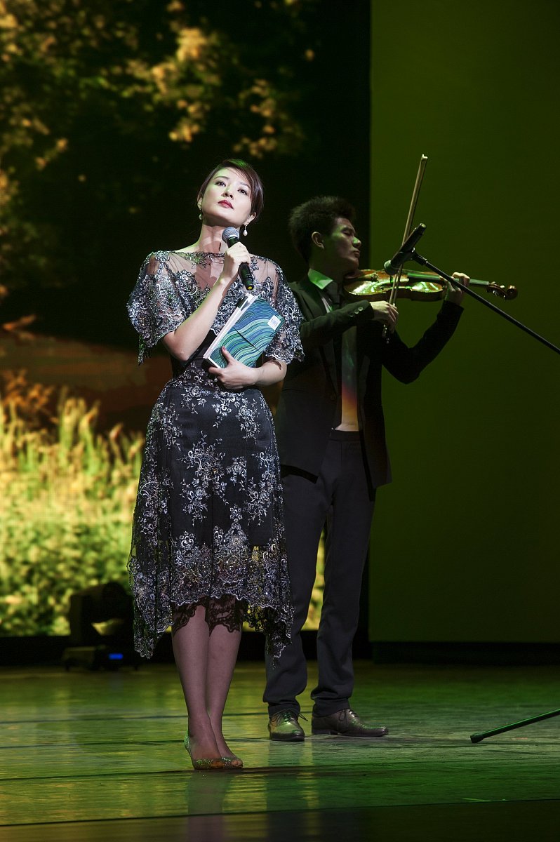 深情思念：写给男友的诗歌