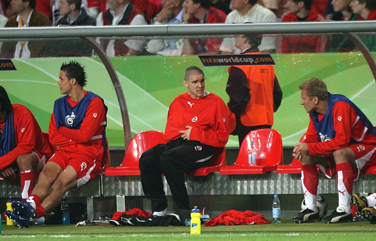 2006年6月23日,世界杯g组,瑞士2-0战胜韩国.森德斯  switzerland's ph