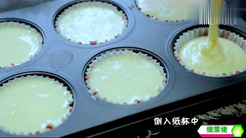 美女自制小蛋糕