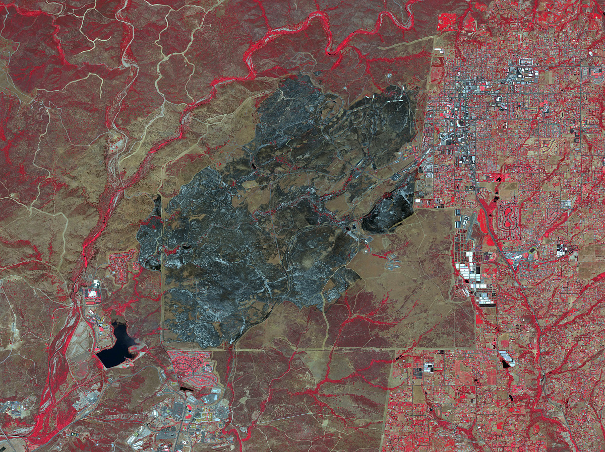 一般的三维地图构建用的什么技术？谷歌地图用的是mesh建模吗？