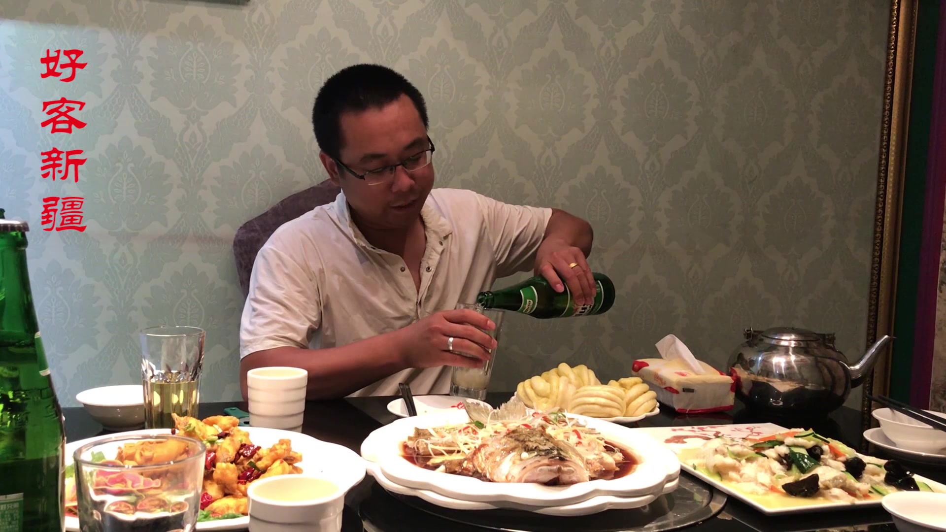 新疆路上的福海鱼宴,128元一公斤,1鱼3吃,冷水鱼让你吃个够