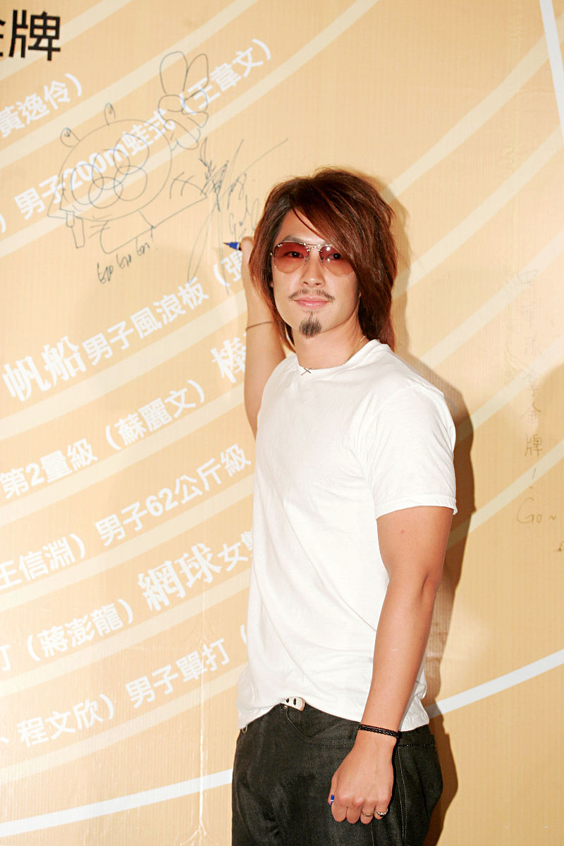 2008年7月1日,台北,吴建豪出席"前进奥运音乐会"记者会.+++_+++吴建豪