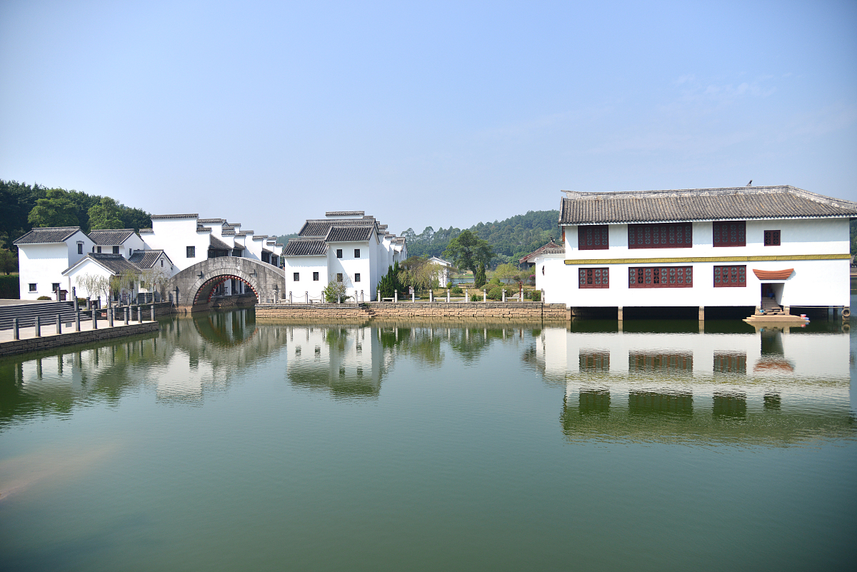 重庆江南职业学校开设的专业如何、专业介绍