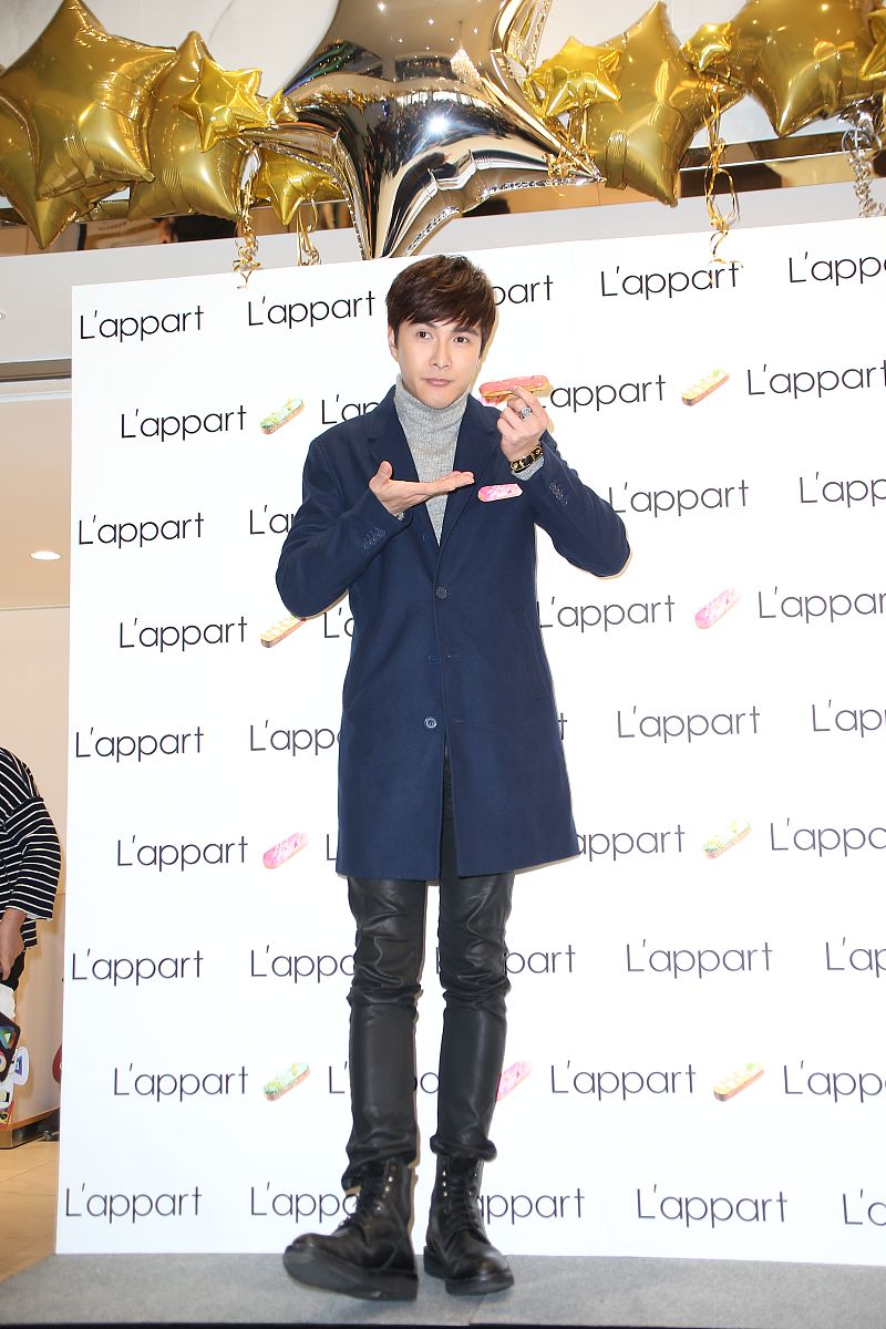 投资20万的甜品店共有三人两个股东一个店长怎么分配出资及收益合理方案