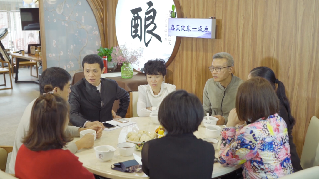 找了那么多的入睡妙招,还不如这个简单方便