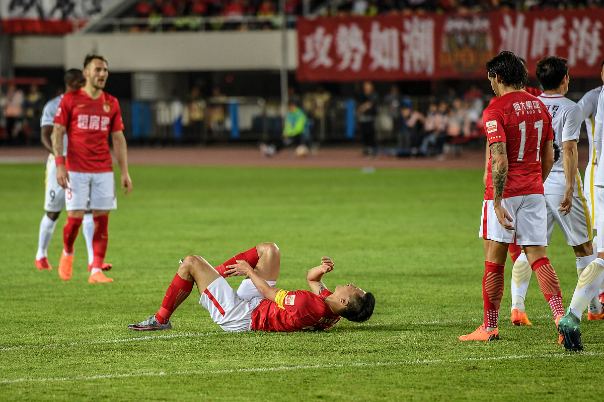 2018中超次轮:广州恒大淘宝5-0长春亚泰 高拉特两射两传