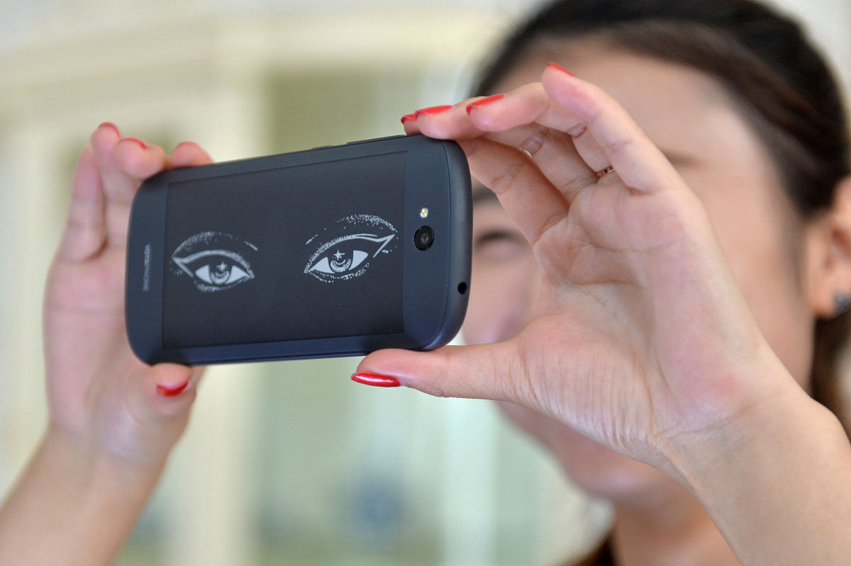 ***_***2015年05月20日,北京,yotaphone 2中国发布会在俄罗斯驻华大使