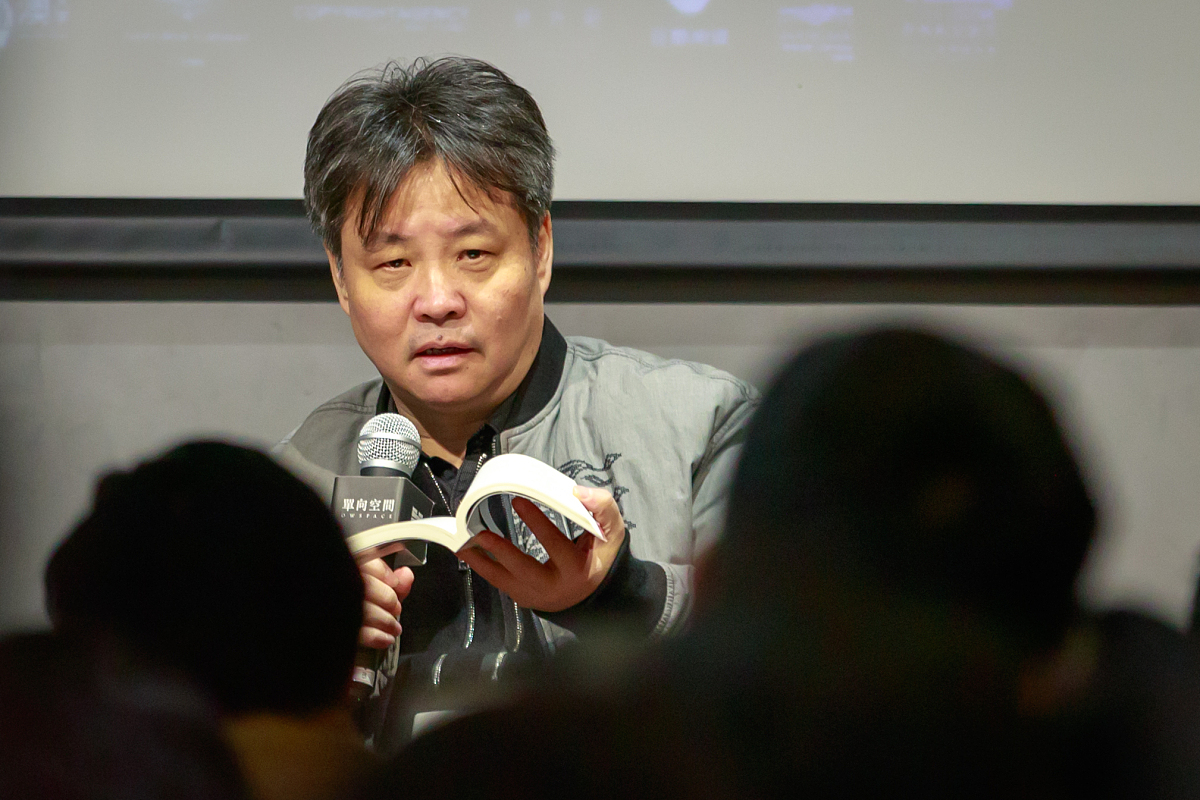 余华的活着、拔牙、文城