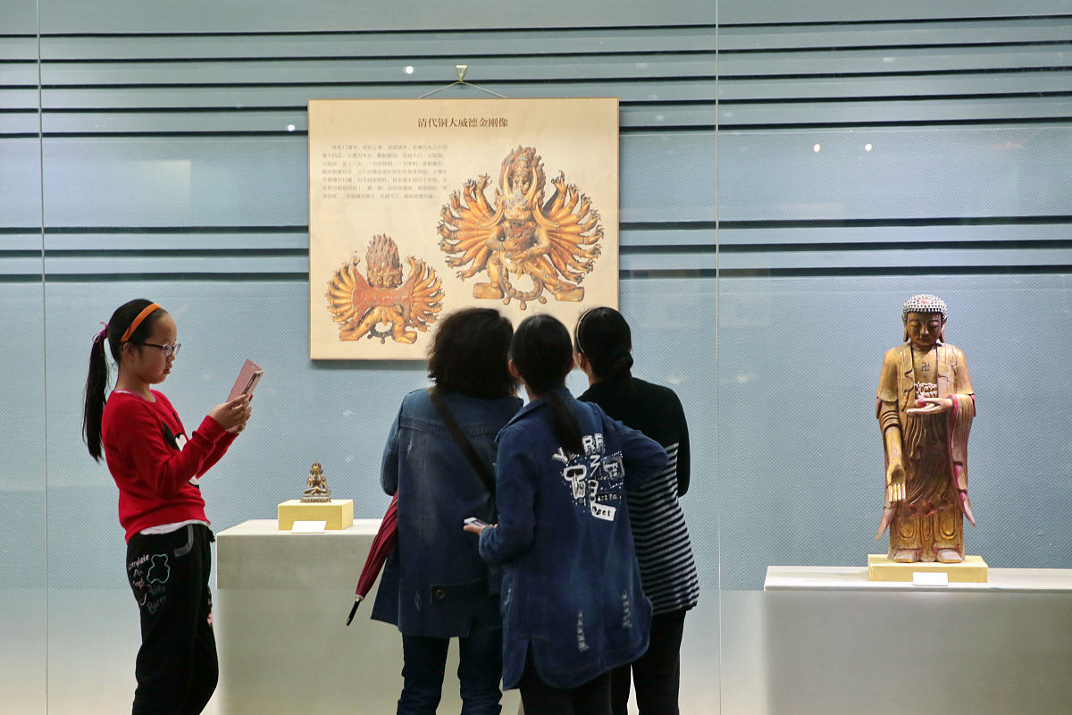 请举一举中国吸收他国优秀文化的事例