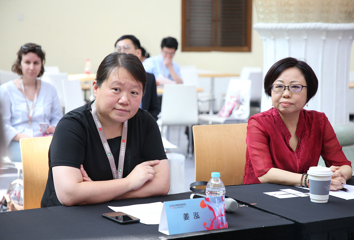 杨浦区司法局局长邓远见指导上海钟颖律师事务所工作，强调律师讲政治、保障人员收入稳定