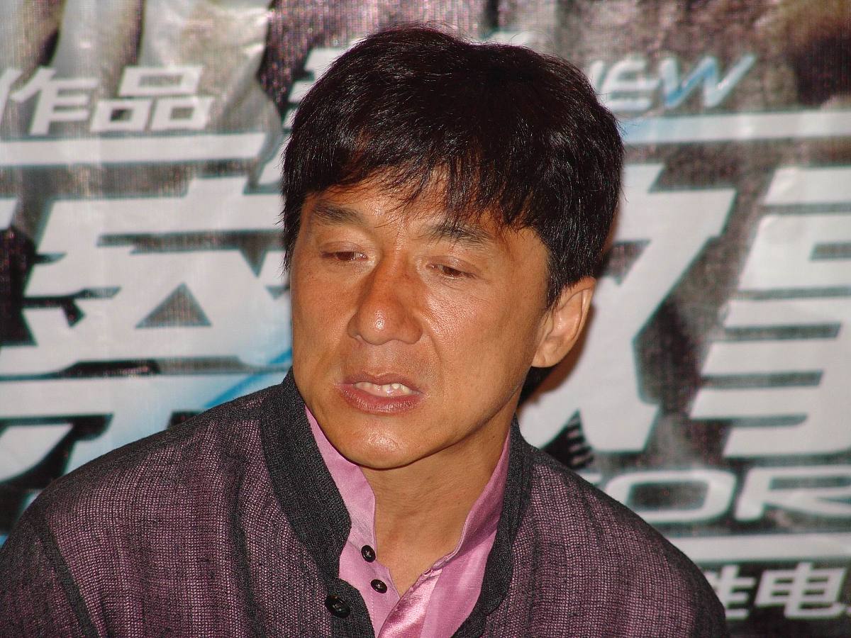2004年9月19日下午,《新警察故事》全球首映典礼在北京东方君悦大酒店